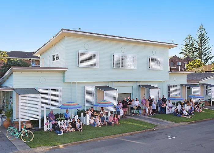 La Costa Beachside Motel