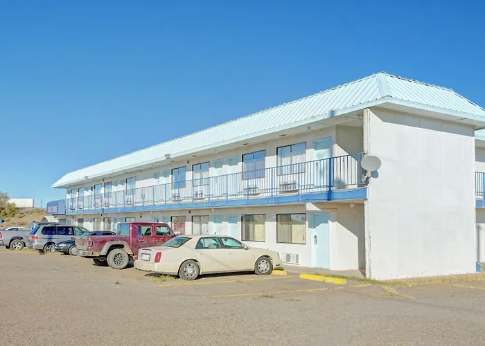 Motel 10