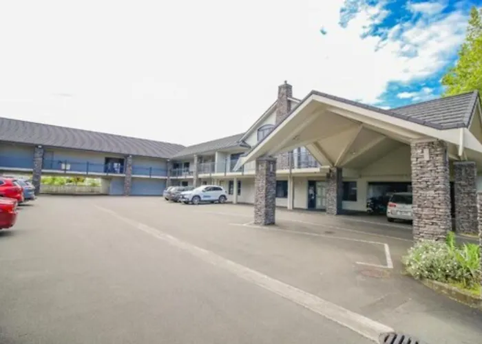 Aotea Motor Lodge