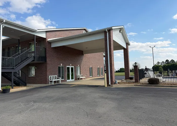 The Magnolia Hotel Searcy