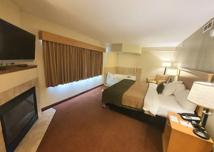 Amerivu Inn And Suites - Waconia