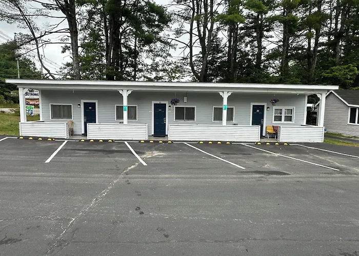 Pilgrim Inn & Cottages