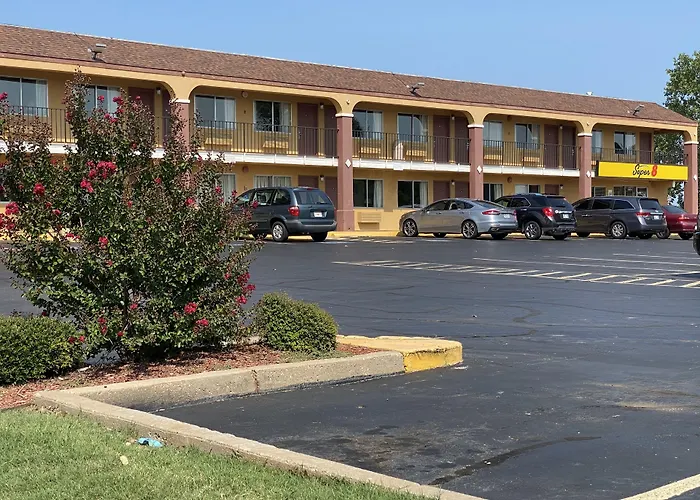 Super 8 By Wyndham Midwest City Ok