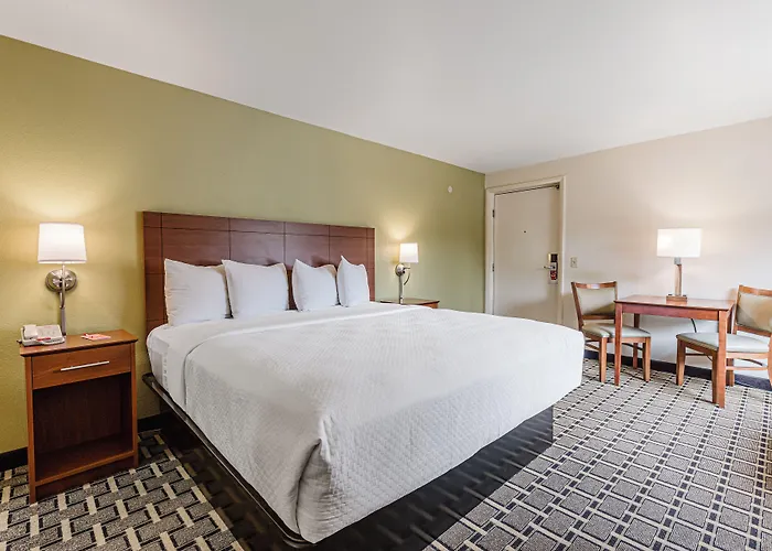 Econo Lodge Cherokee Near Island Park