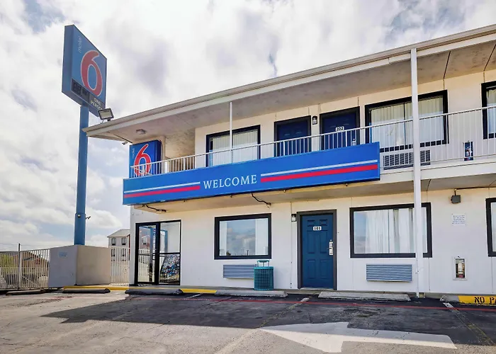 Motel 6 Denton, Tx - Unt