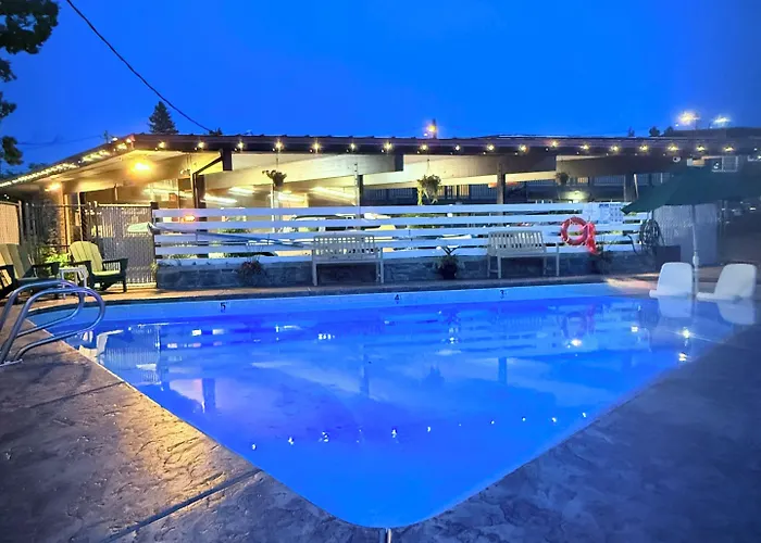 Timbers Inn And Suites