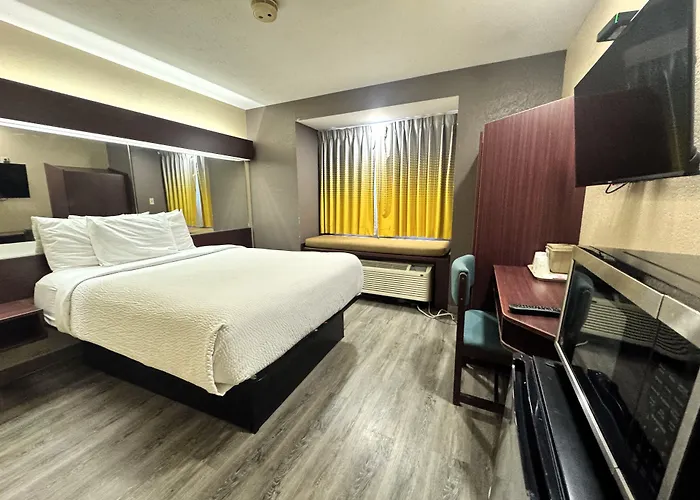 Microtel Inn & Suites - Meridian