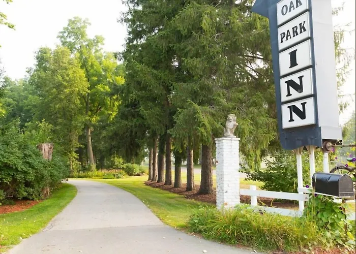 Oak Park Inn