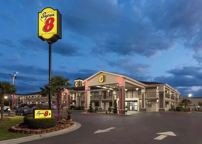Super 8 By Wyndham Prattville Montgomery