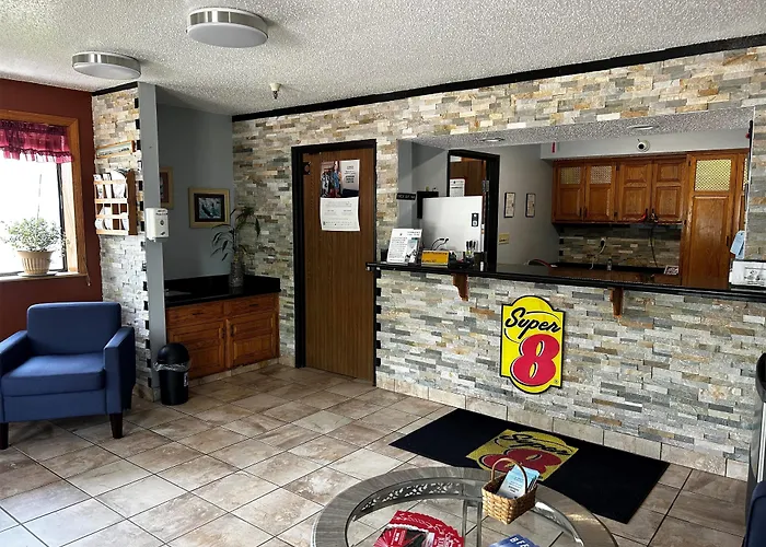 Super 8 By Wyndham Boone