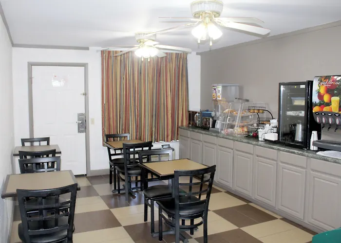 Econo Lodge Franklin South