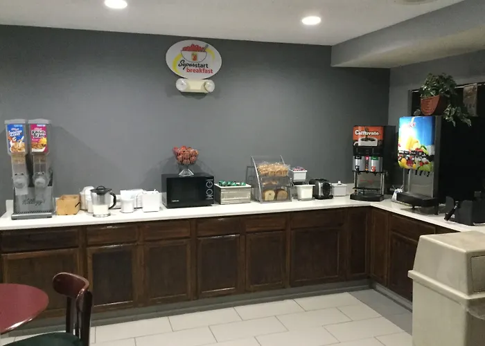 Super 8 By Wyndham Greer/Spartanburg Area