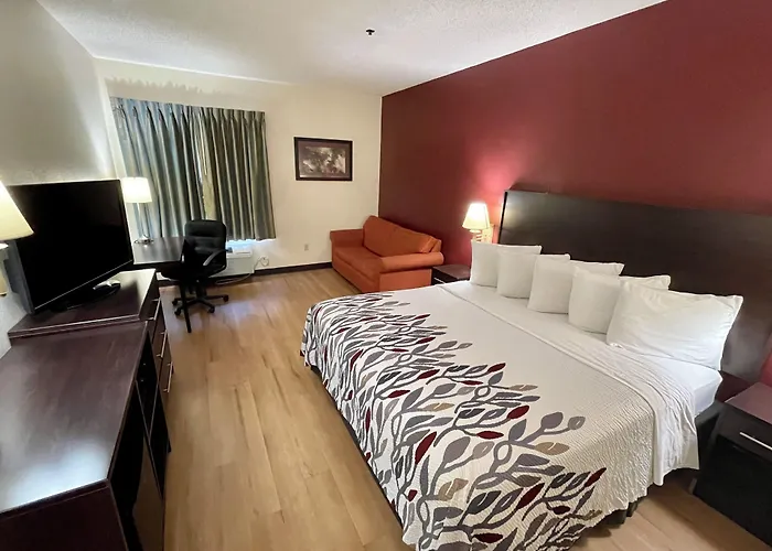 Red Roof Inn Clyde