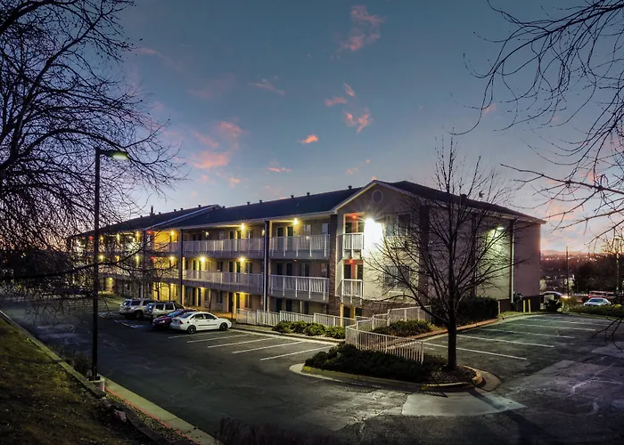 Hometowne Studios By Red Roof Denver - Thornton