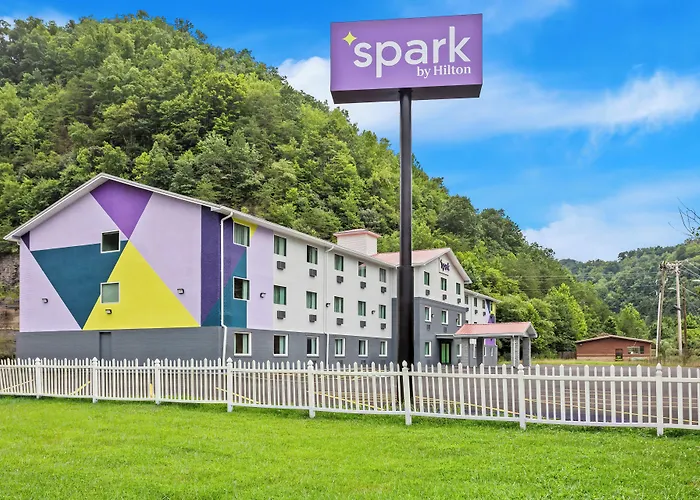 Super 8 By Wyndham Prestonsburg