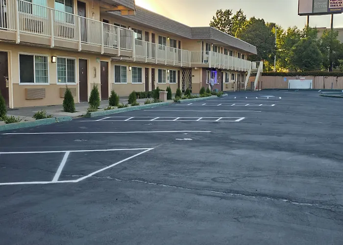 Peach City Inn - Marysville/Yuba City