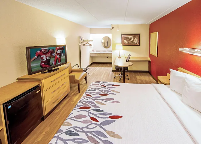 Red Roof Inn Utica