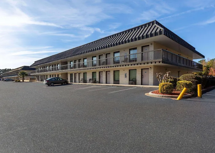 Days Inn By Wyndham Florence/I-95 North