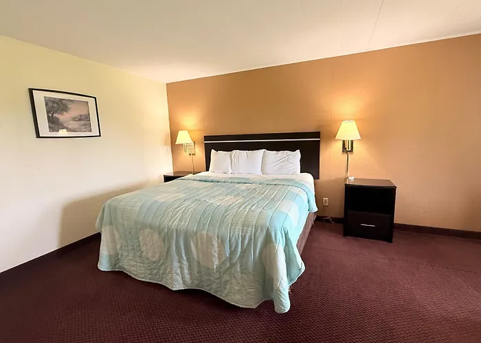 Knights Inn Kirksville
