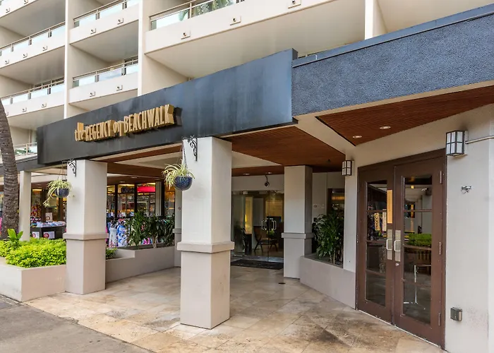 Regency On Beachwalk Waikiki By Outrigger