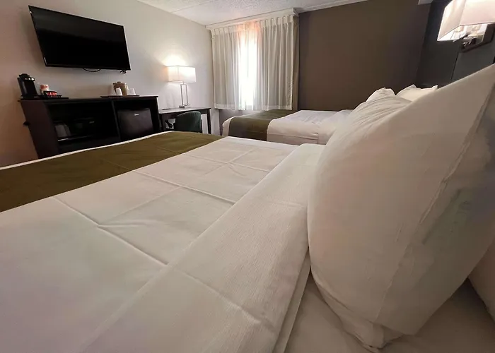 Days Inn By Wyndham Hurstbourne
