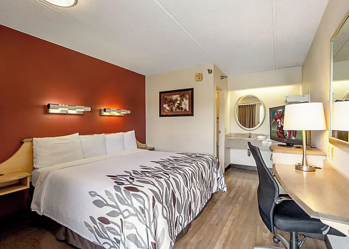 Red Roof Inn St Clairsville - Wheeling West