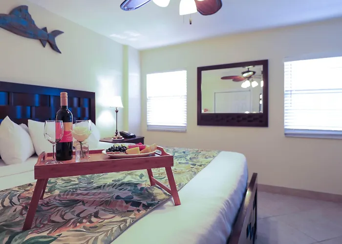 Ocean Pointe Suites At Key Largo