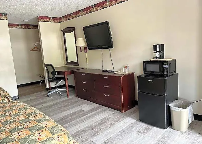 Yorktown Motor Lodge