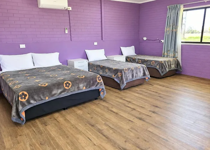 All Seasons Country Lodge