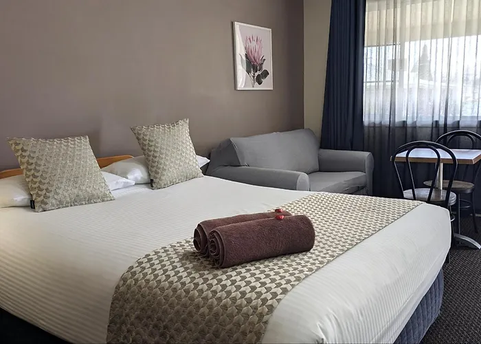 Highlands Motor Inn