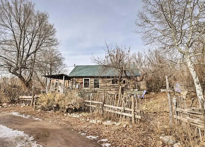 Taos Goji Farm & Eco-Lodge Retreat