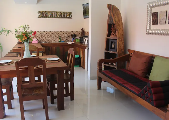 Jukung Villas Kuta
