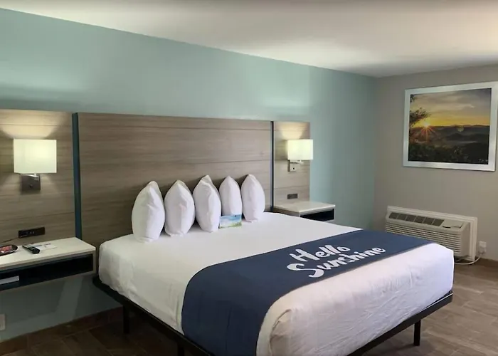 Days Inn By Wyndham Rockport Texas
