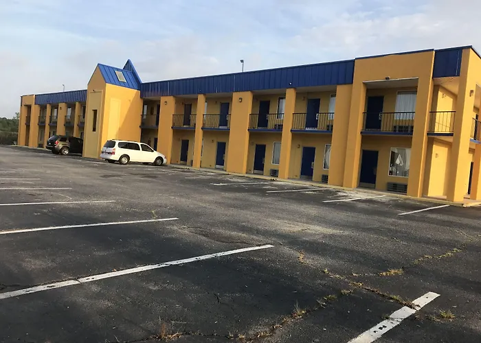 Super 8 By Wyndham Lumberton Nc