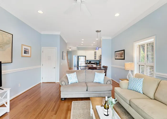 81 Waters Edge - Townhome - Pool