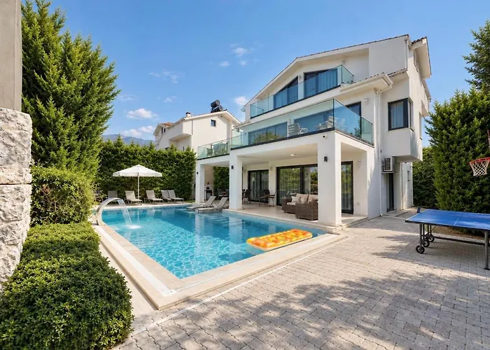 La Marbella Villa