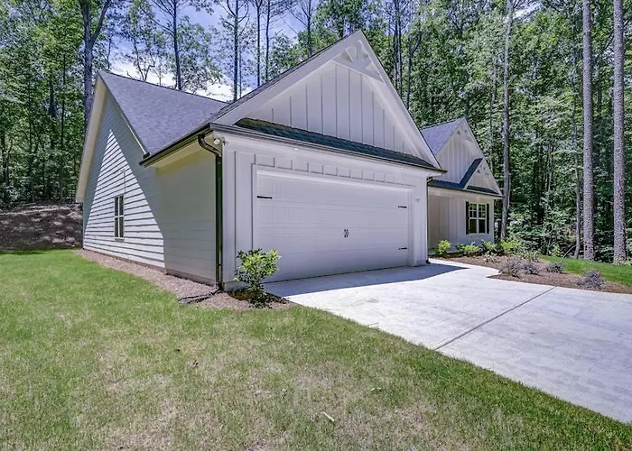 Woods Cabin