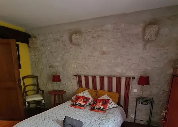 Dans La Cite De Rocamadour L'Oustal De Beline