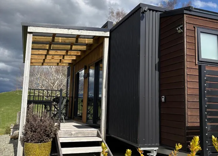Boutique Tiny House - Te Anau Country Accommodation