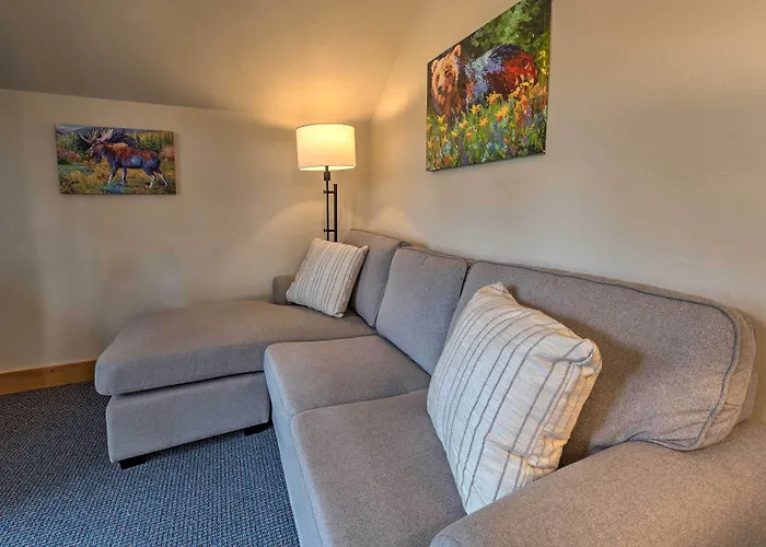 Private Mccall Apartment W/ Mountain View!