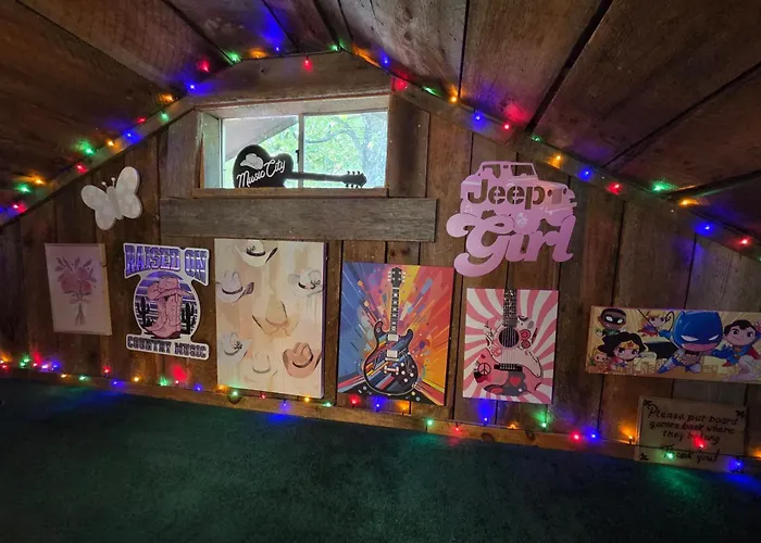 Authentic, Rustic, Cute & Cozy!