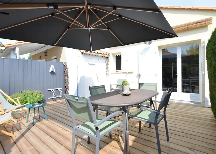 Maison Agreable Avec Terrasse Privee, Proche Plage Et Commerces