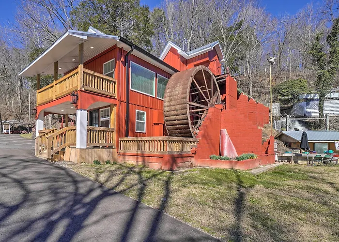 Peaceful Cookeville Cabin In Unique Setting