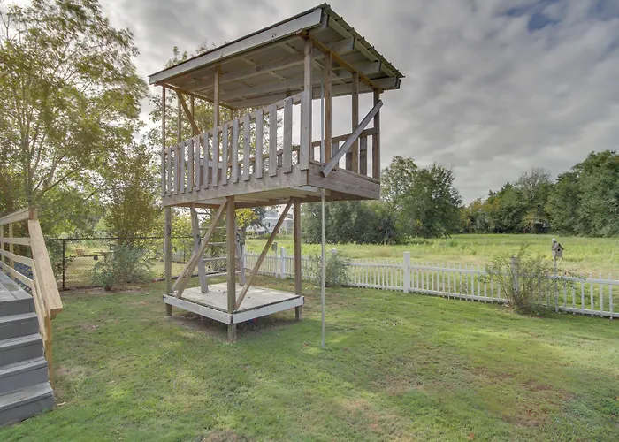 Sunny Waveland Home Rental W/ Pool: Walk To Beach!