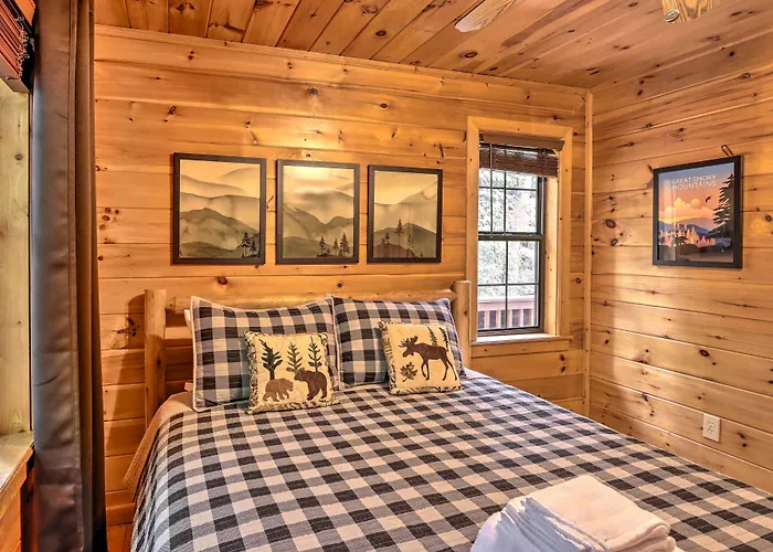 Cozy Cherry Log Cabin ~ 10 Mi To Mercier Orchards