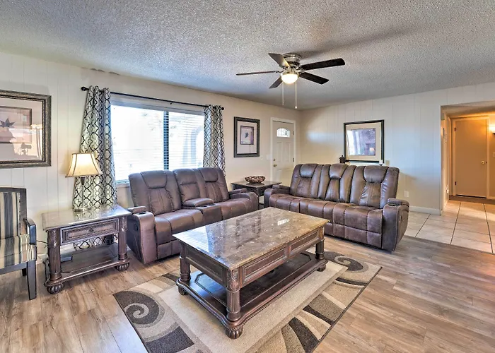 Lake Havasu Home W/ Pool - 2 Miles To Waterfront!