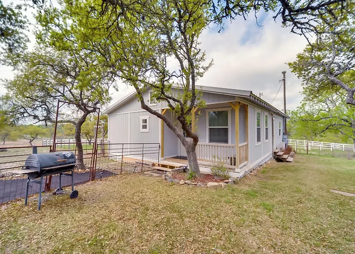 Vacation Rental In Kerrville: Pets Welcome!
