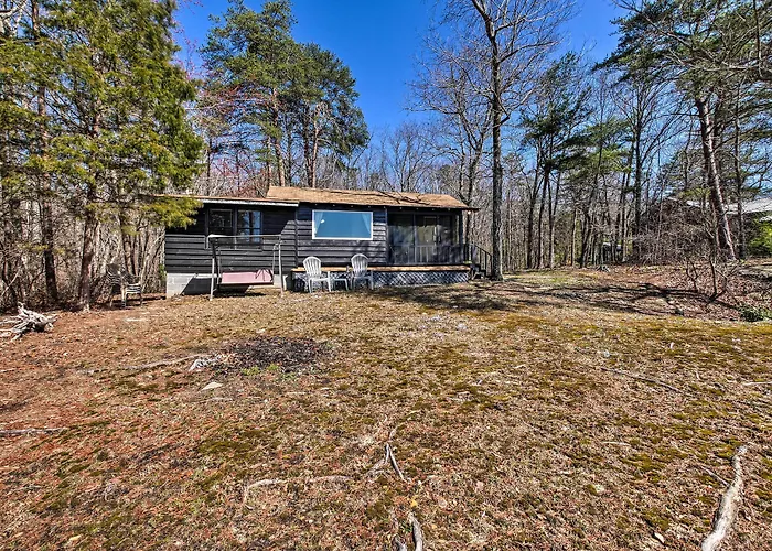 Secluded Ridgetop Hideaway W/ Valley Views!
