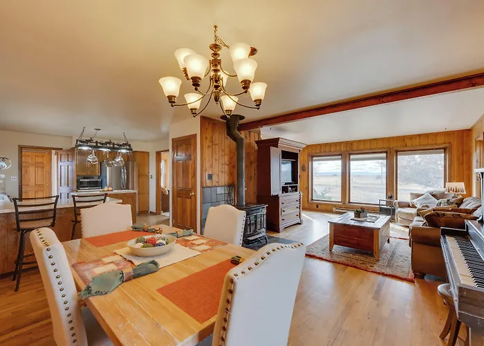 Charming Country Home In Laramie - 4 Mi To Uw!