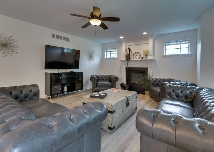 Prime Peoria Retreat W/ Deck & Fireplace!